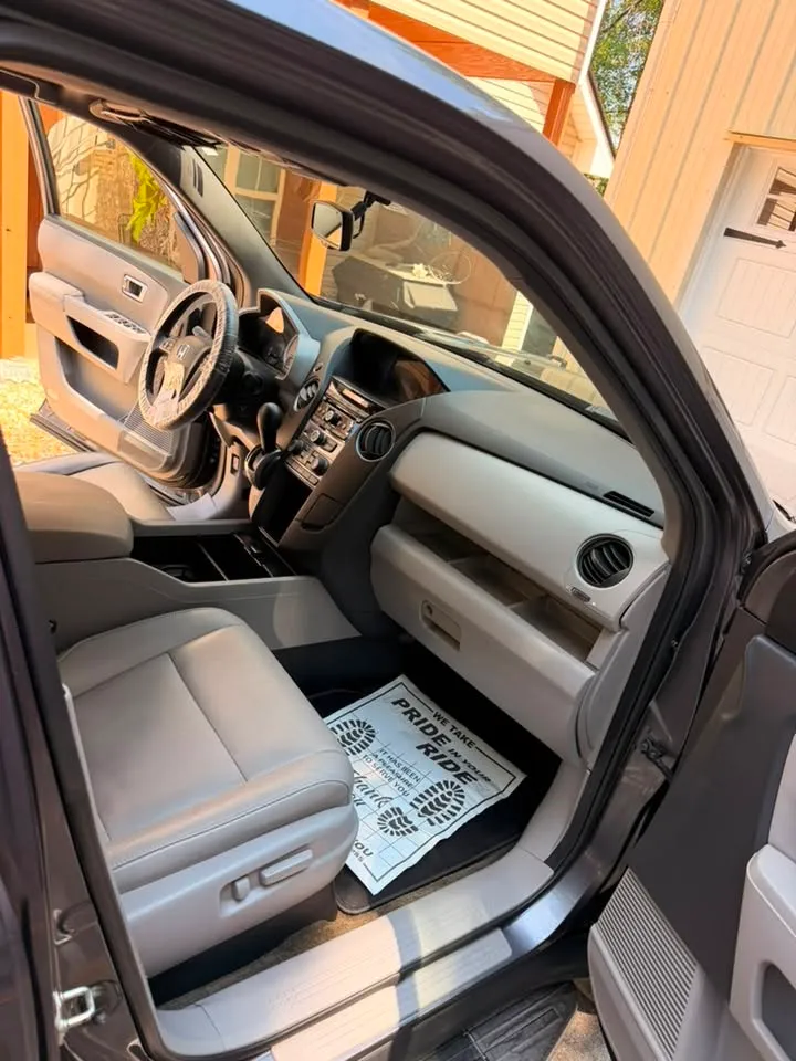 Dash and console detailed and dressed in Chattanooga, TN